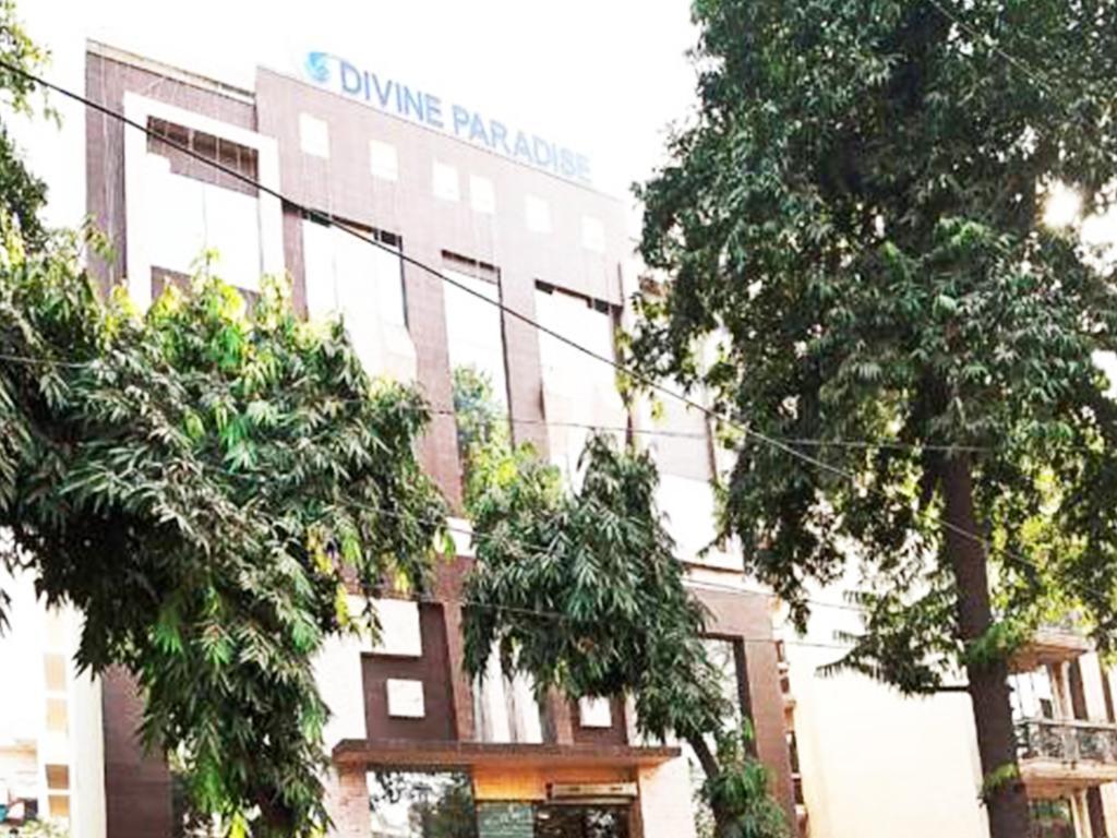 Divine Paradise Tavisha Nowe Delhi Zewnętrze zdjęcie