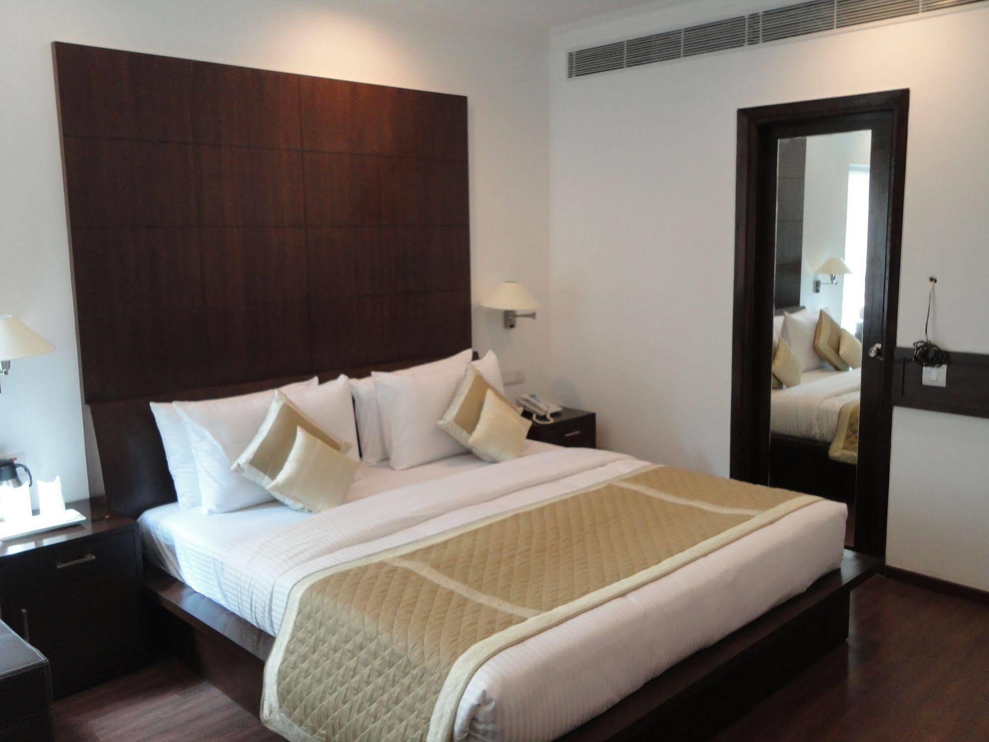 Divine Paradise Tavisha Nowe Delhi Zewnętrze zdjęcie