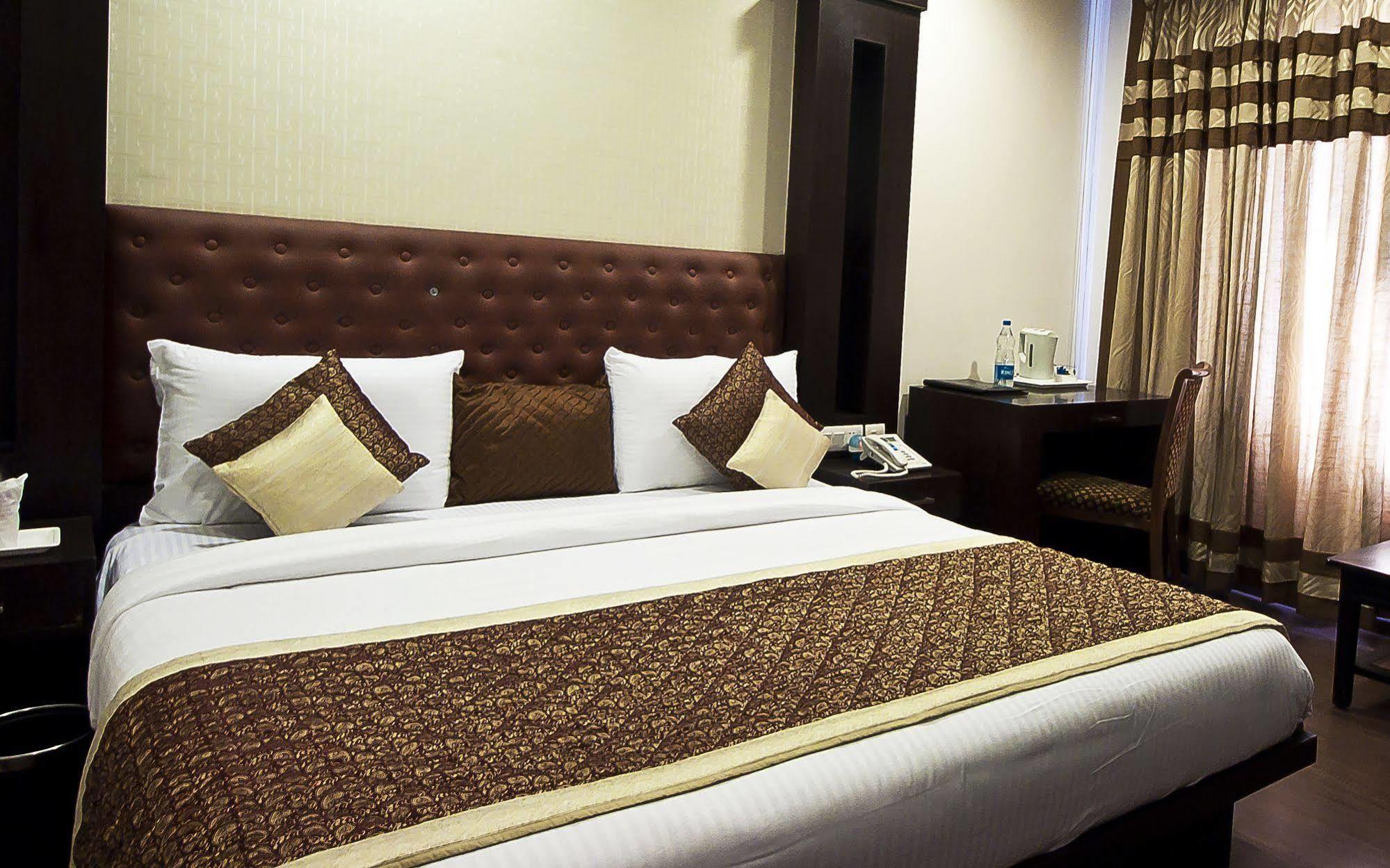 Divine Paradise Tavisha Nowe Delhi Zewnętrze zdjęcie