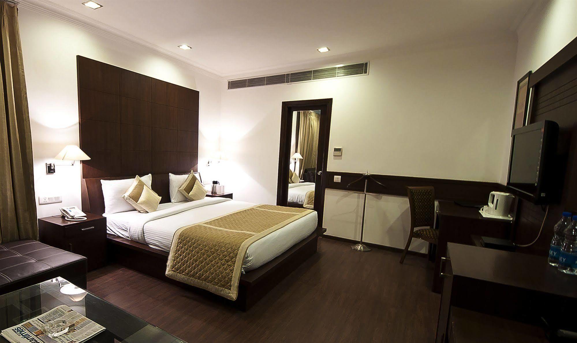 Divine Paradise Tavisha Nowe Delhi Zewnętrze zdjęcie